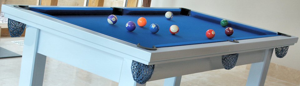 5ft painted pine pool table with retractable nets