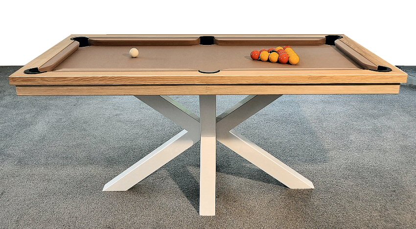 Special Edition 5ft pool table with balls set out